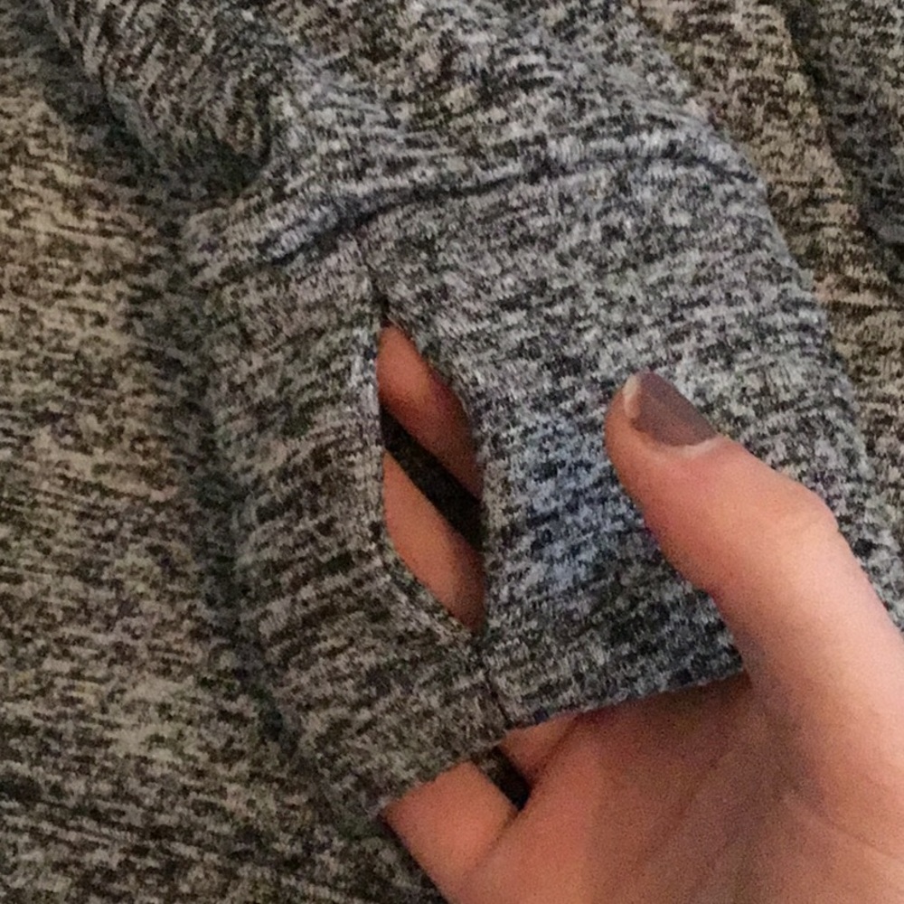 Black and white Cheer Sweater (like new) - Picture 4 of 5